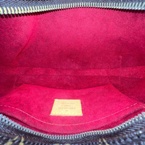 Louis Vuitton Monogram Croissant PM Bag - Picture 5 of 9